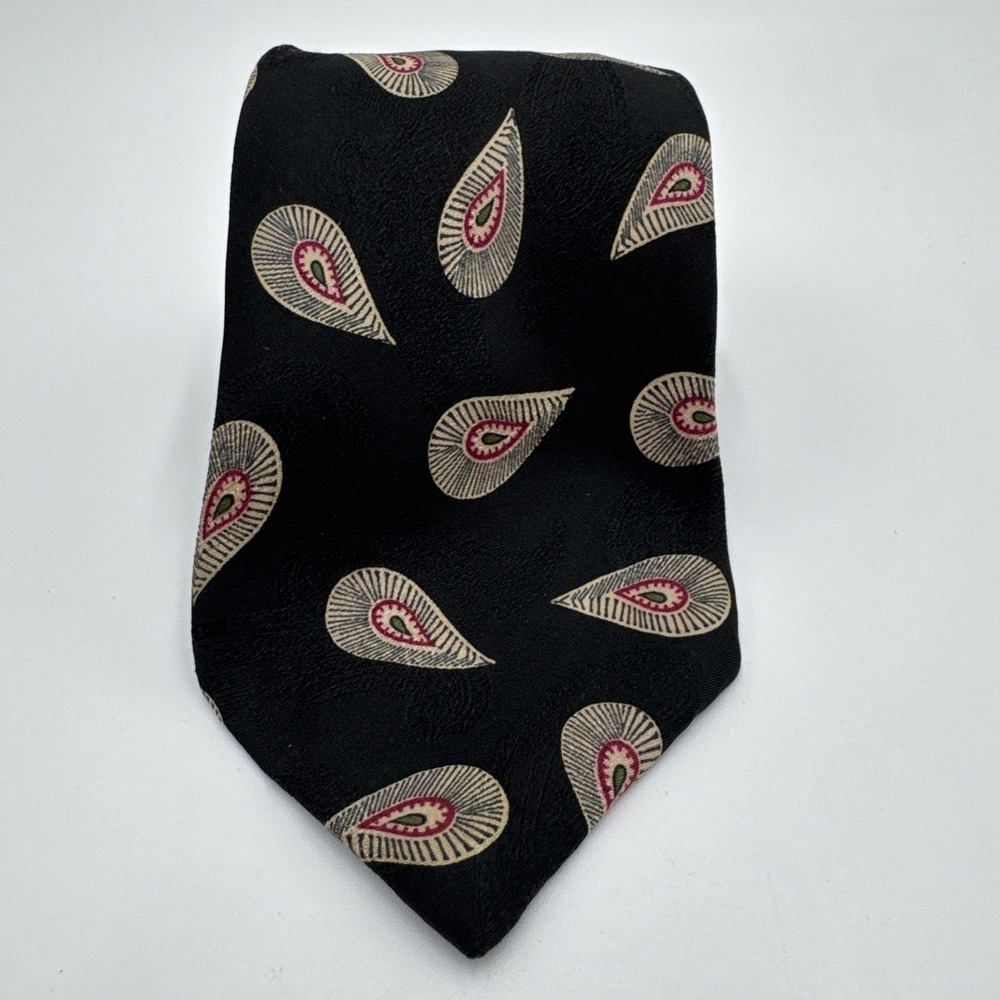 Hugo Boss Made in ITALY Black Paisley Teardrop 100% Silk Tie 3.5in Wide